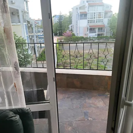 Luxury Opposite Kakao Apartament *